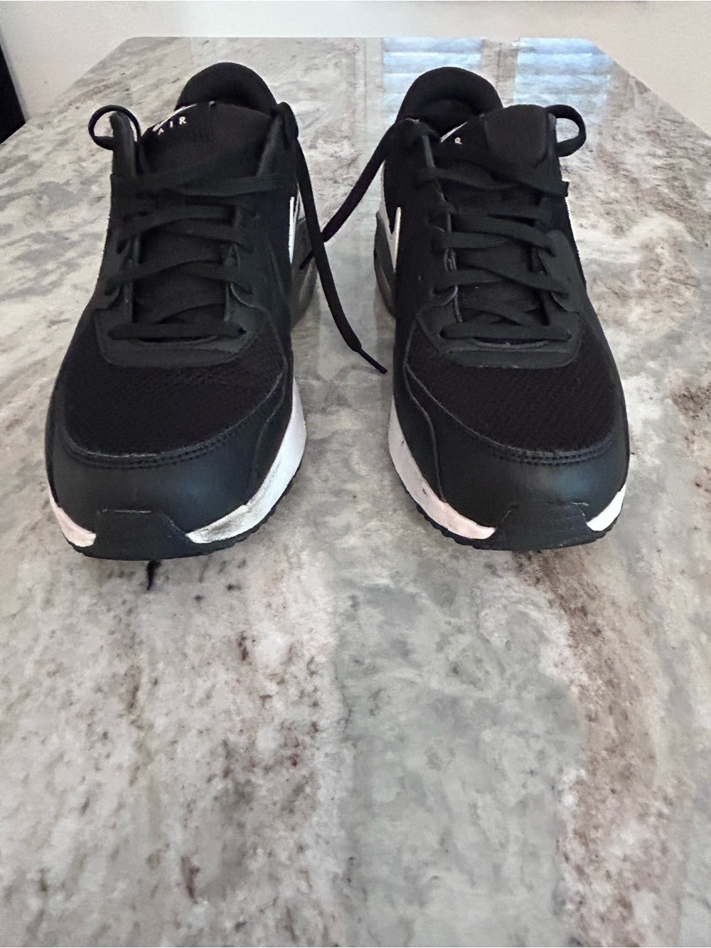 Nike  Black and White Air Max Sneakers. White platform sneakers 10 - Picture 8 of 8